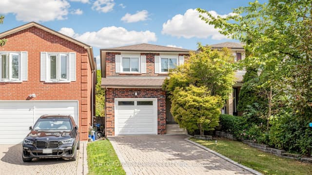 Link at 4 Doral Gate, Markham, ON L3T 7K6