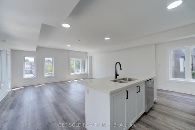 Condo Apartment at 6701 Thorold Stone Road 13, Niagara Falls, ON L2J 1B3