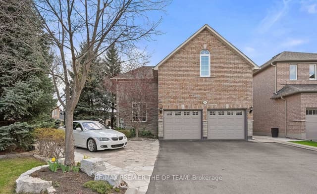 Detached at 58 Calera Crescent, Vaughan, ON L4H 1V9