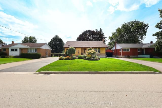 Detached at 59 Easson Street, Stratford, ON N5A 1N1