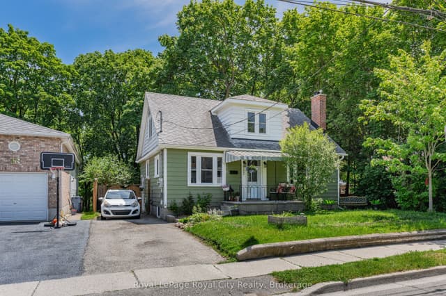 Detached at 157 Grange Street, Guelph, ON N1E 2V7