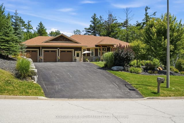 Detached at 2055 Forest Valley Drive, Innisfil, ON L9S 4A4