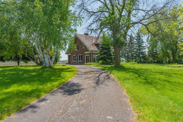 Detached at 4184 Old Hwy 2 Highway E, Belleville, ON K8N 4Z4