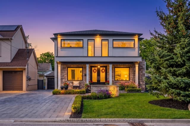 Detached at 13 Arch Road, Mississauga, ON L5M 1M4