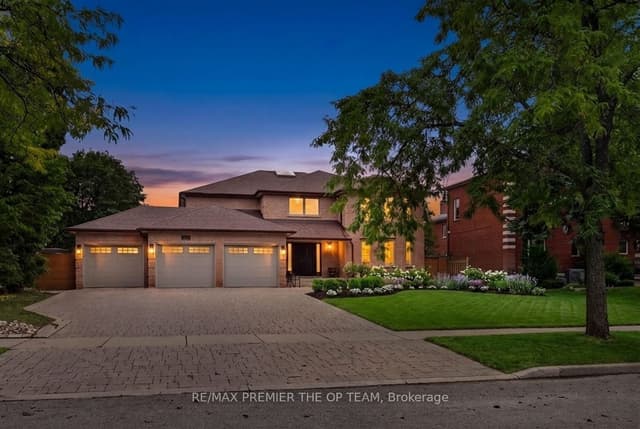 Detached at 155 Dianawood Ridge, Vaughan, ON L4L 6W9