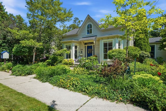 Detached at 354 College Street, Cobourg, ON K9A 3V6