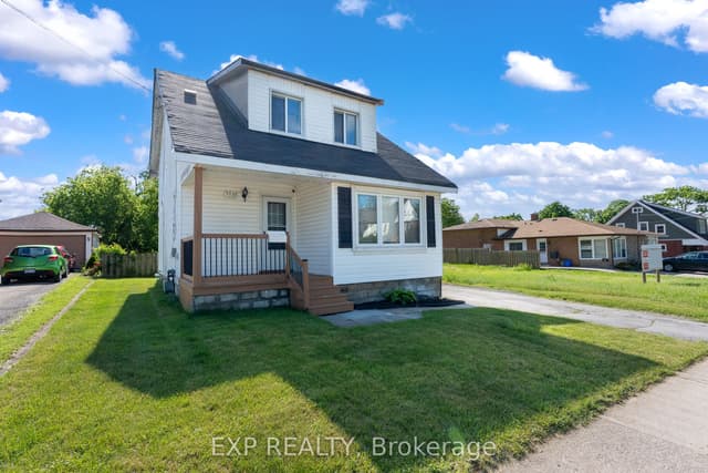 Detached at 5932 Carlton Avenue, Niagara Falls, ON L2G 5J5
