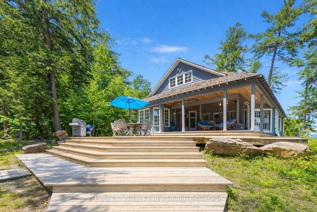 Detached at 6 29C Mowat Island, Carling, ON P0G 1G0