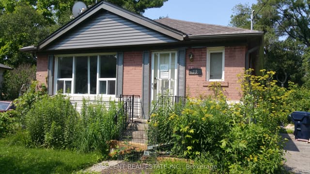 Detached at 10 Shaver Court, Toronto, ON M9B 4P5, Toronto W08