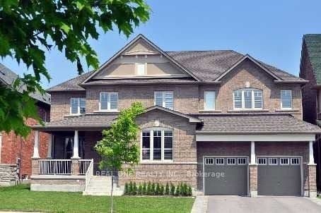 Detached at 26 Lake Forest Drive, Richmond Hill, ON L4E 0B2