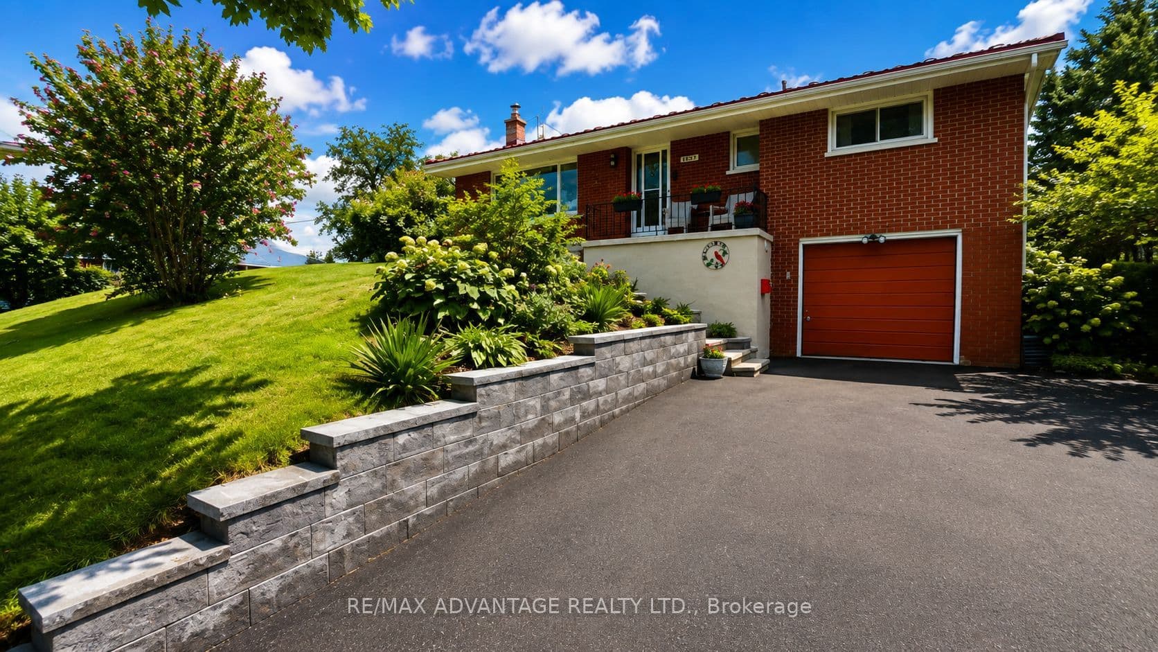 1031 Eagle Dr