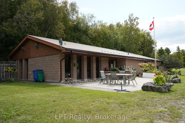Detached at 401297 Grey Road 17, Georgian Bluffs, ON N0H 2T0