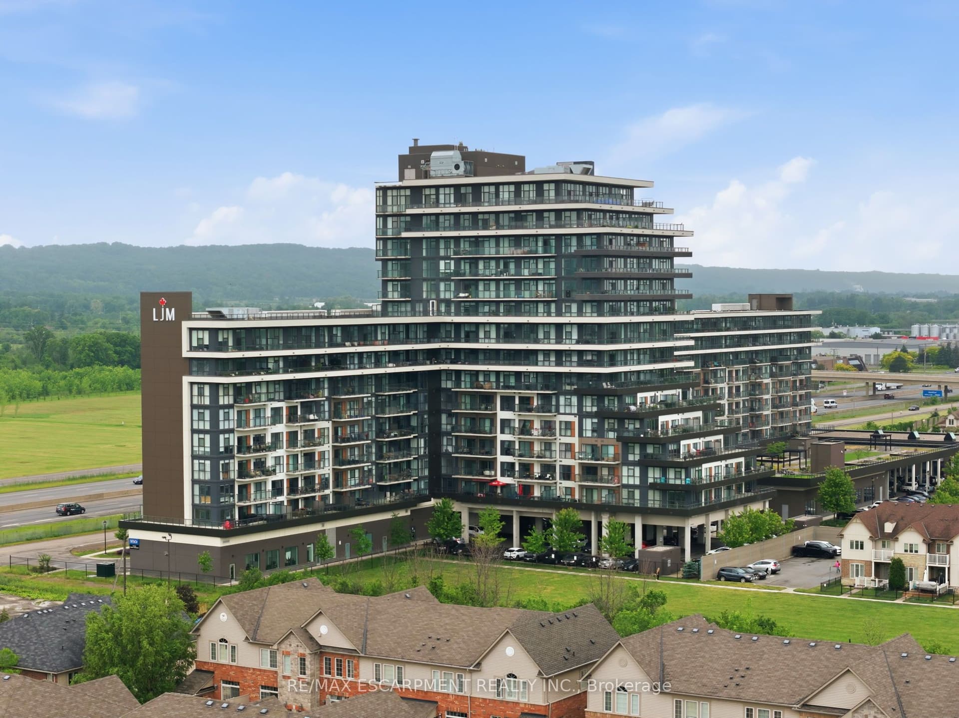Suite 1201 · Floor 12, Unit 1201 · 550 North Service Rd
