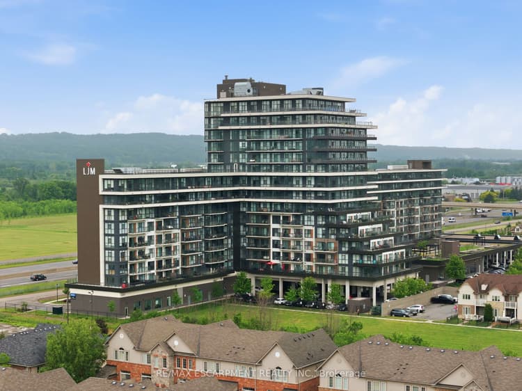 550 North Service Road