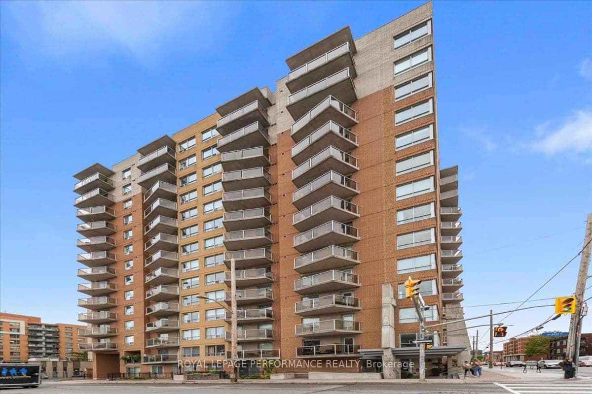 Suite 207 · Floor 2, Unit 207 · 429 Somerset St W