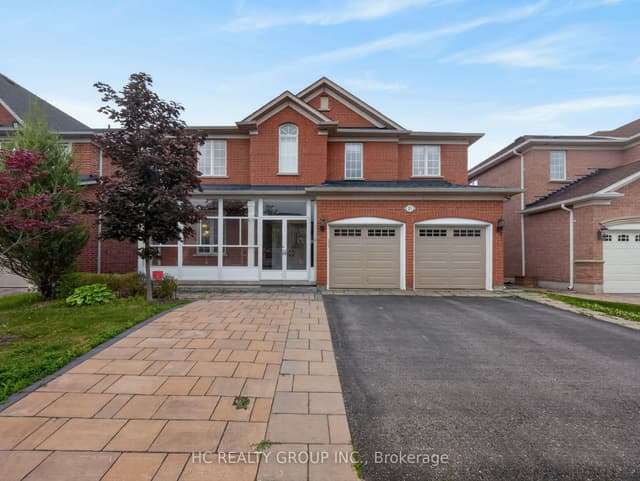 Detached at 21 Wolf Trail Crescent, Richmond Hill, ON L4E 4K1