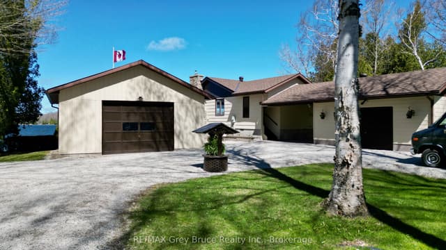 Detached at 120 Tammy's Cove Road, Northern Bruce Peninsula, ON N0H 1W0