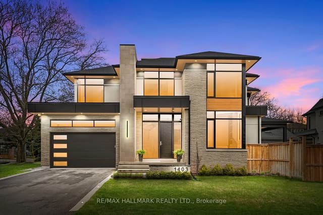 Detached at 1403 Wren Avenue, Oakville, ON L6L 2V7