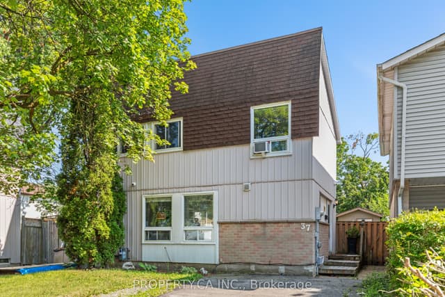 Detached at 37 Gladstone Square, Brampton, ON L6S 2H5