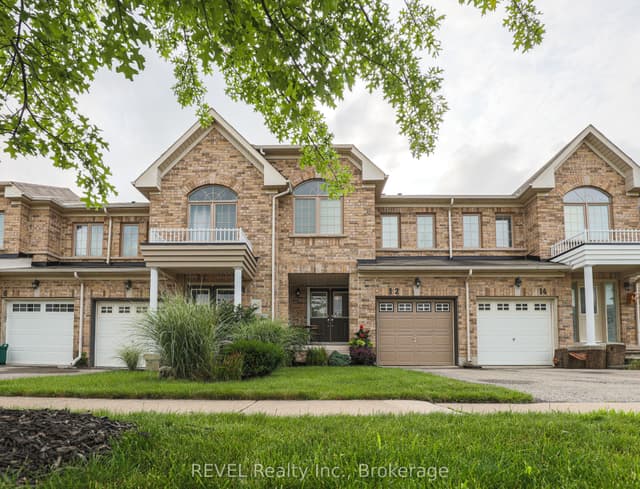 Att/Row/Townhouse at 12 Colonel Lyall Street, St. Catharines, ON L2P 0B1