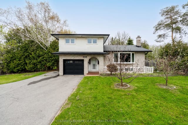 Detached at 1549 Simcoe Street N, Oshawa, ON L1G 4X8