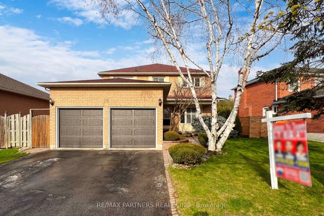 Detached at 15 Ribblesdale Drive, Whitby, ON L1N 6Z3