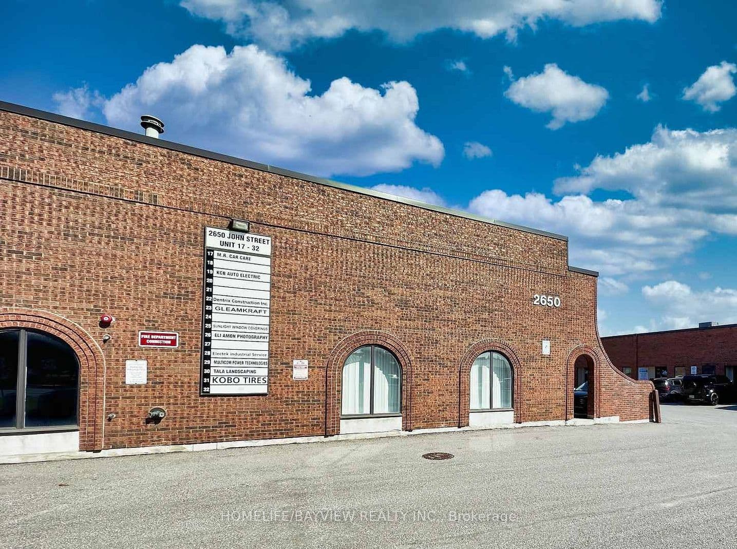 Unit 20, Unit 20 · 2650 John St
