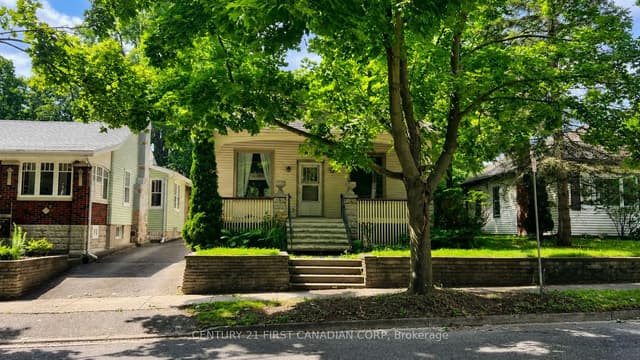 Detached at 52 Becher Street, London South, ON N6C 1A5