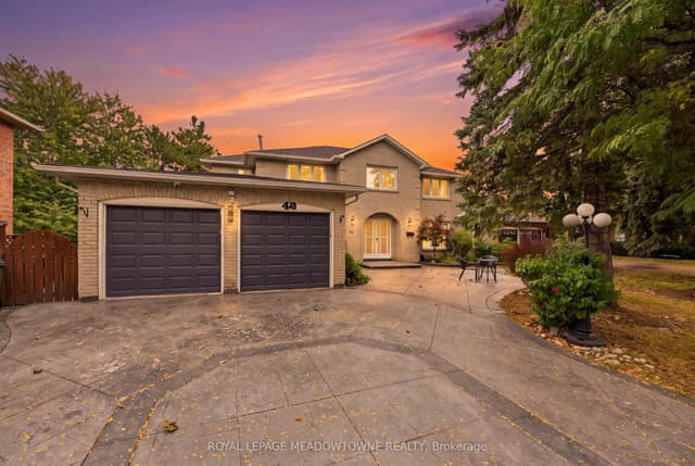 Detached at 42 Dawnridge Trail, Brampton, ON L6Z 2A1