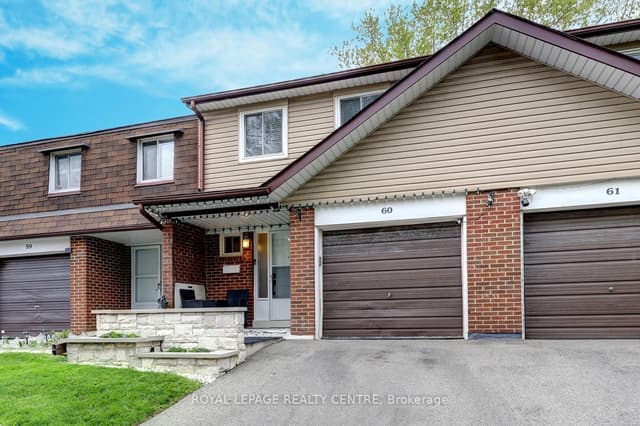 Condo Townhouse at 3025 Cedarglen Gate 60, Mississauga, ON L5C 2V7