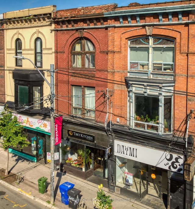 Commercial Retail at 1378 Queen Street W, Toronto, ON M6K 1L7, Toronto W01