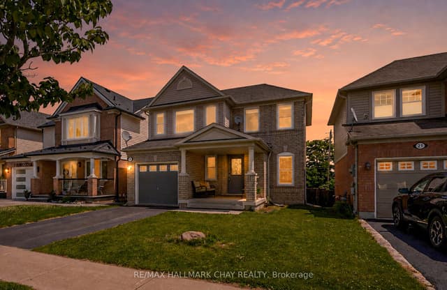Detached at 19 Callander Crescent, New Tecumseth, ON L9R 0B4