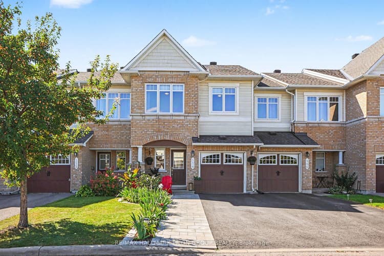114 Waterfern Way