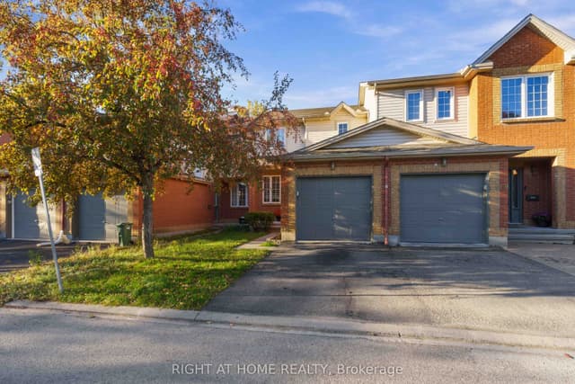 Att/Row/Townhouse at 161 Kinross Private, Kanata, ON K2K 3P8