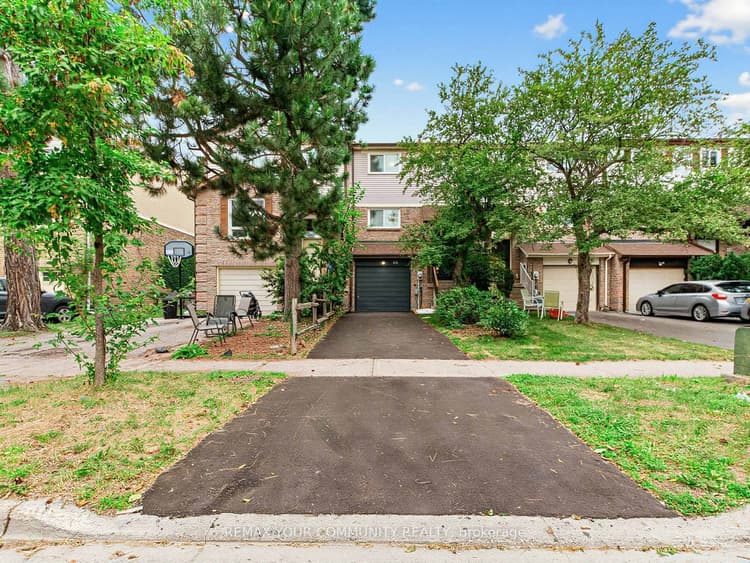 88 Dana Crescent