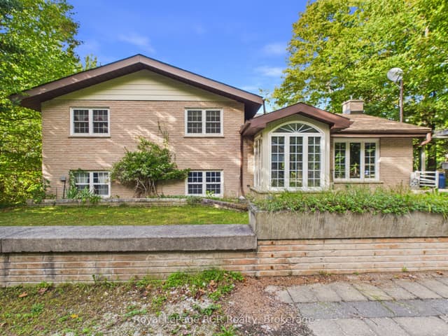 Detached at 342499 14 Concession, Georgian Bluffs, ON N0H 2K0