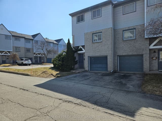 Condo Townhouse at 589 Beechwood Drive 43, Waterloo, ON N2T 2K9