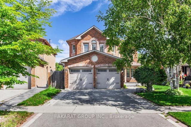 Detached at 6907 Gracefield Drive, Mississauga, ON L5N 6T7