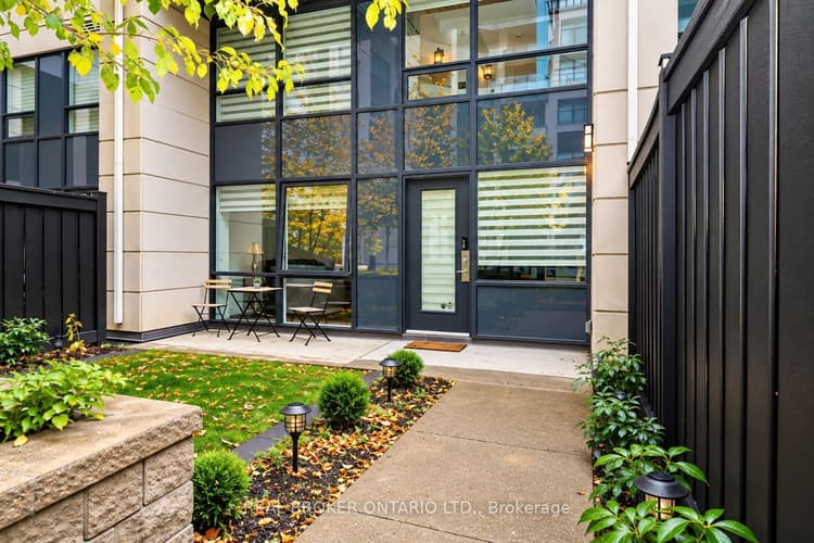 12 Woodstream Boulevard