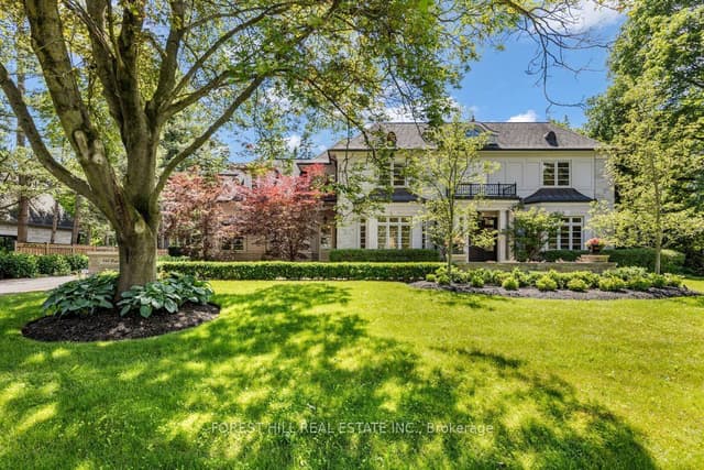 Detached at 240 Poplar Drive, Oakville, ON L6J 4C8