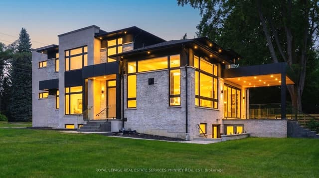Detached at 1143 Kane Road, Mississauga, ON L5H 2M2