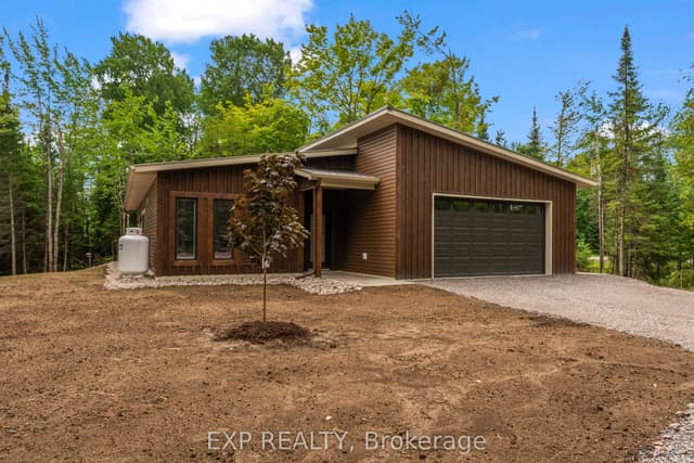 Detached at 00 Sipolins Road, Greater Madawaska, ON K0J 2R0