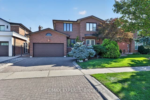 Detached at 96 Benjamin Drive, Vaughan, ON L4L 1H9