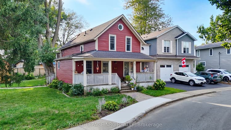 52 Queens Circle