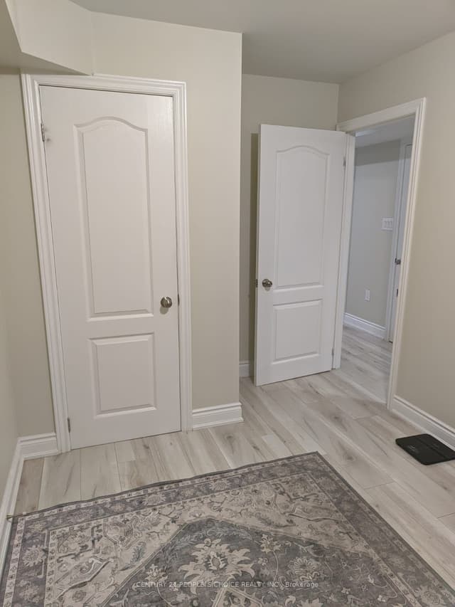 Semi-Detached at 40 Fordham Road BSMNT, Brampton, ON L6Y 6K2