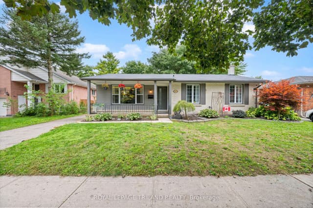 Detached at 1611 Trossacks Avenue, London North, ON N5X 2G3
