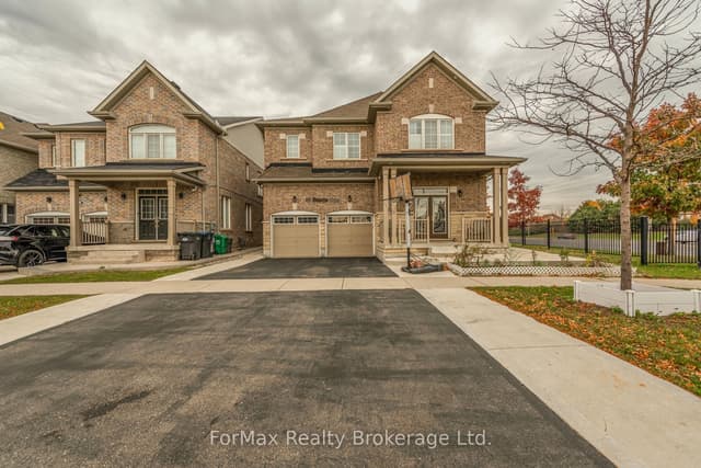 Detached at 70 Zanetta Crescent, Brampton, ON L6Y 6A2