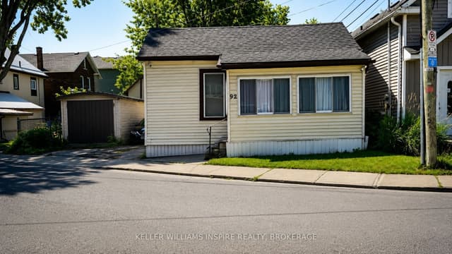 Detached at 92 ELM Street, Kingston, ON K7K 1N2