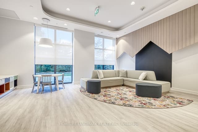 Condo Apartment at 188 Fairview Mall Drive 109, Toronto, ON M2J 0H7, Toronto C15