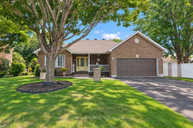 Detached at 4 Mary Hill Crescent, Stittsville - Munster - Richmond, ON K0A 2Z0